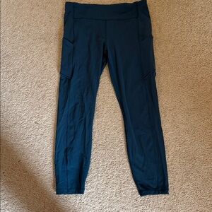 Black Lulu Lemon Leggings with pockets